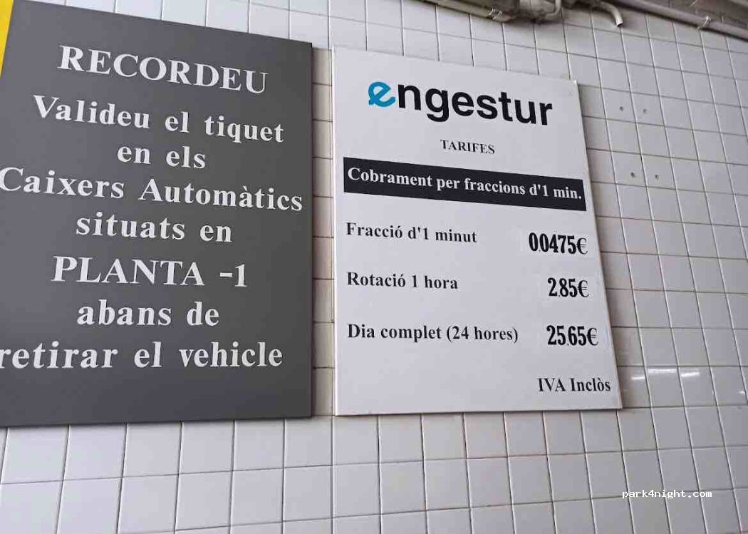 (08912) Badalona - 151 Avinguda de Martí Pujol — foto