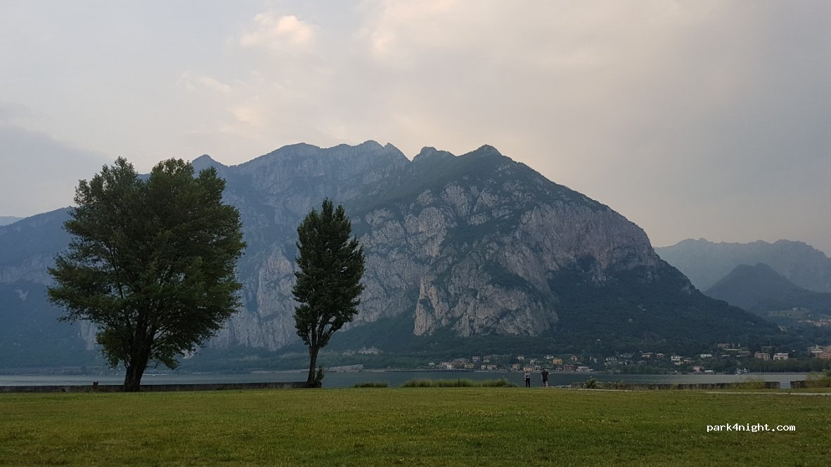 (23868) Valmadrera - 10 Strada Statale Lecco - Bellagio — foto