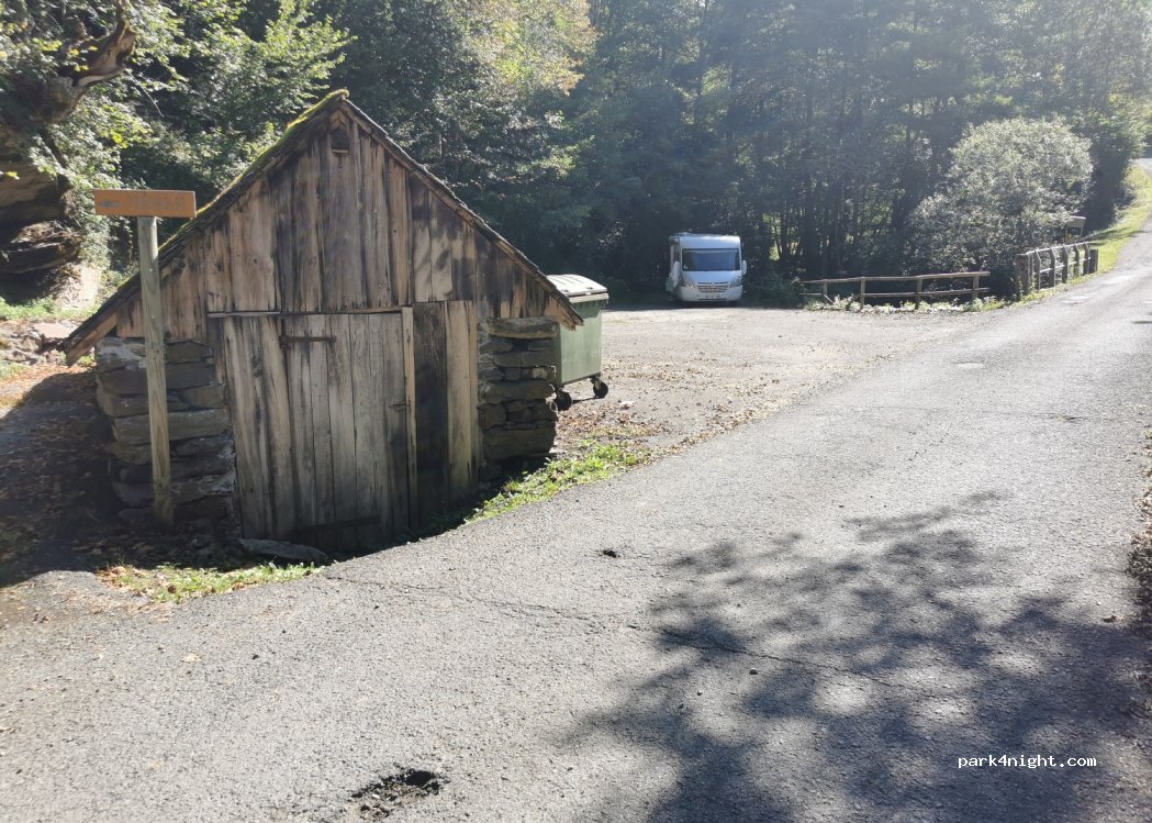 (25548) Cassinhau - Unnamed Road — foto 2