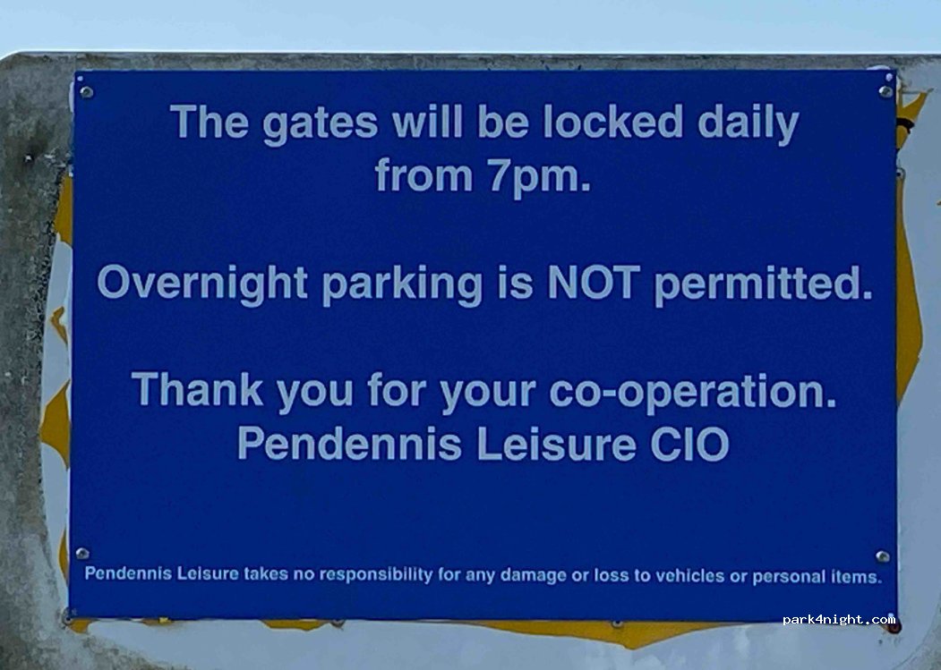 (TR11 4NG) Falmouth - Pendennis Rise — foto