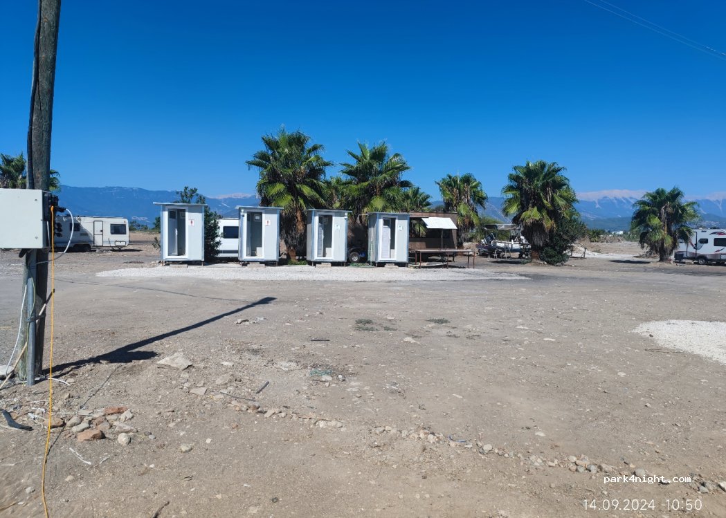 Kumluca Belediyesi Karavan Kamp Alanı — foto