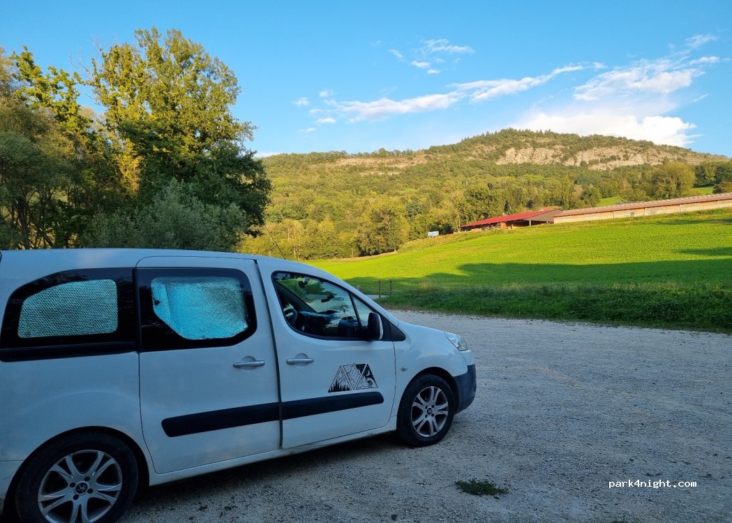 (73170) Yenne - 863 Route des Lagneux — foto