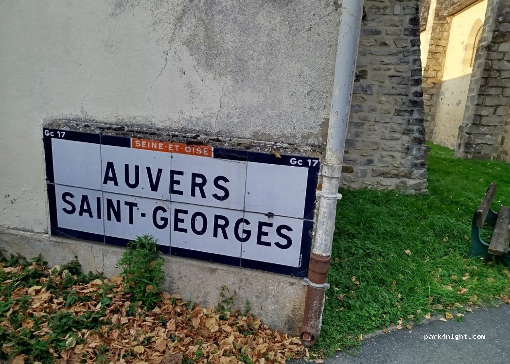 (91580) Auvers-Saint-Georges - 2 Place du Général Leclerc — foto