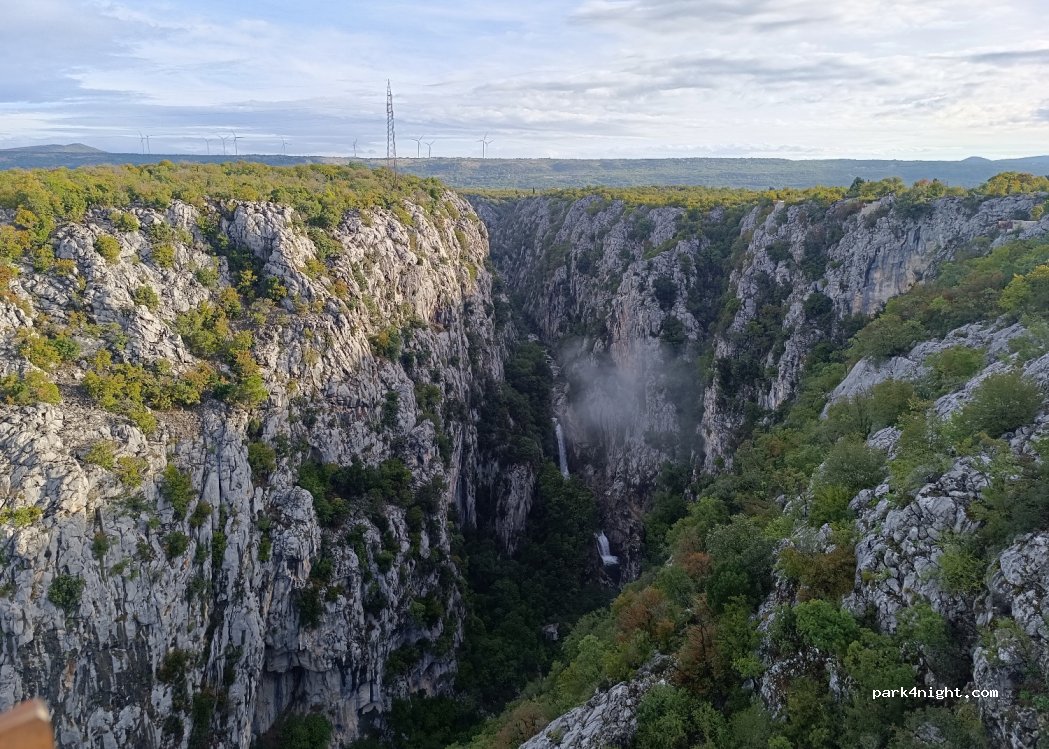 (21256) Zadvarje - 3 Trgovačka ulica — foto 2