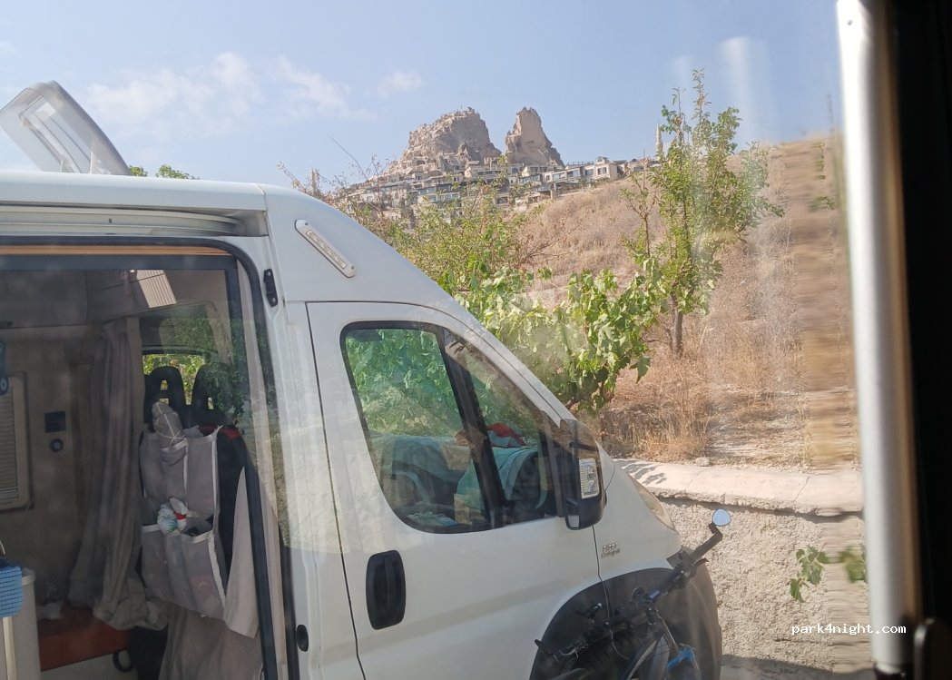 (50240) Nevşehir - Göreme yolu üzeri cevizli mevkii — foto 4