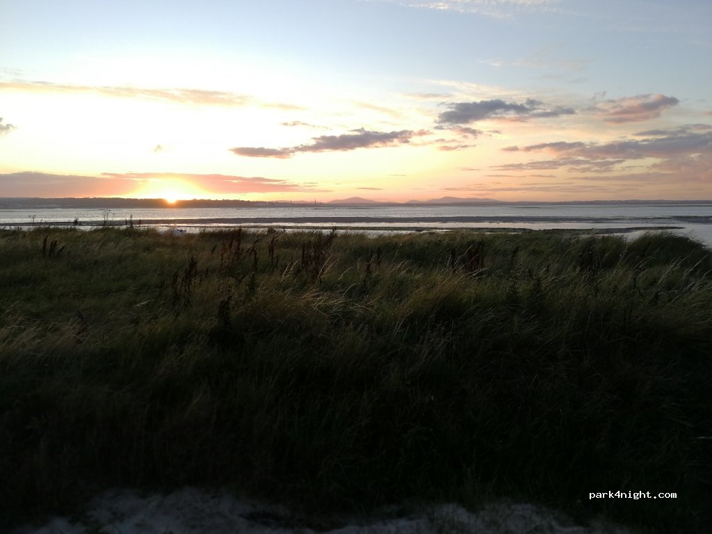 ()  - Unnamed Road — foto 2