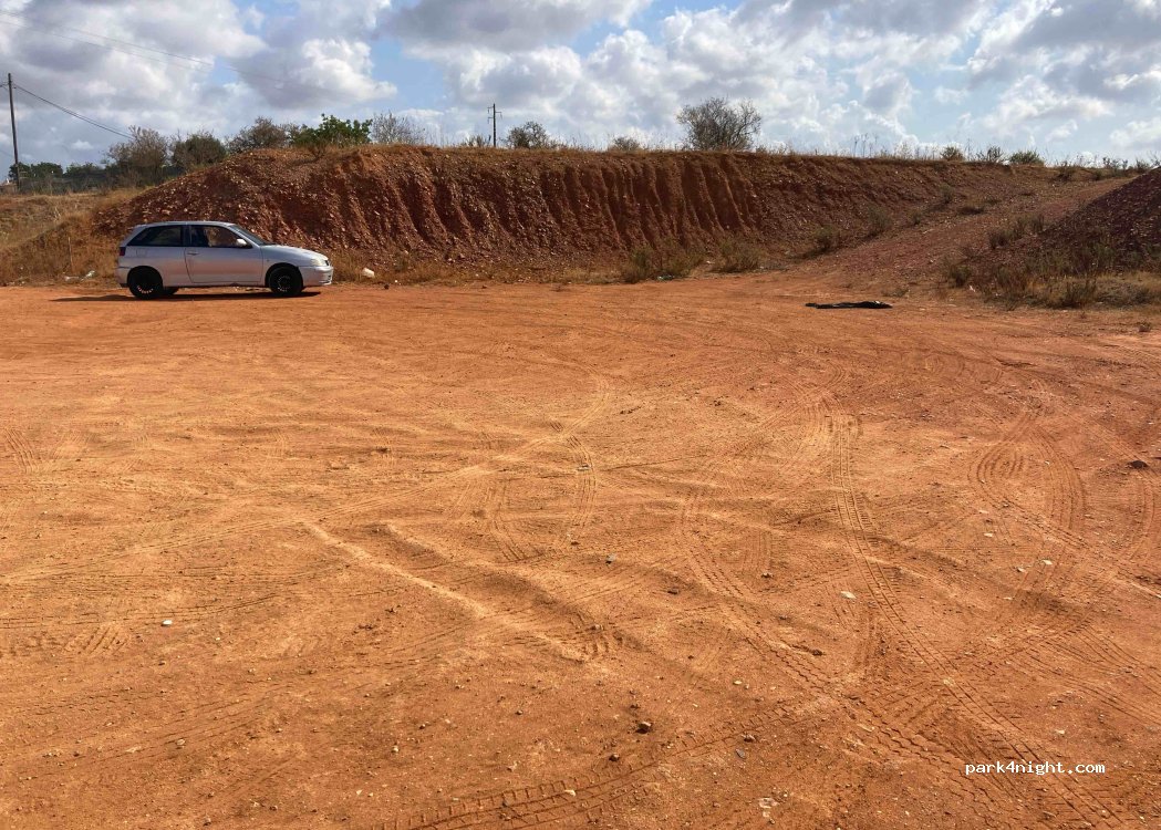(8400) Parchal - Unnamed Road — foto 2
