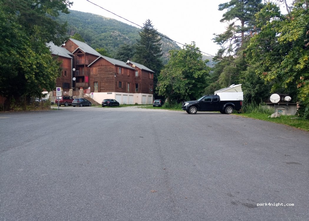 (06430) Tende - 1 Montée du Collège — foto