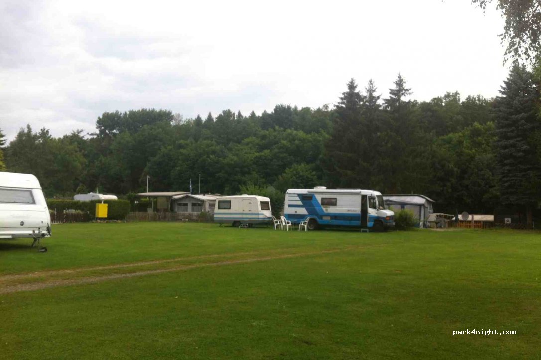 Seecamp Derneburg — foto