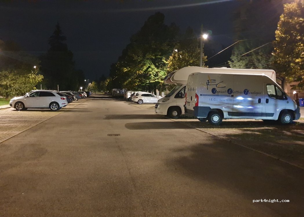 (43123) Parma - 8 Via Ludovico Antonio Muratori — foto