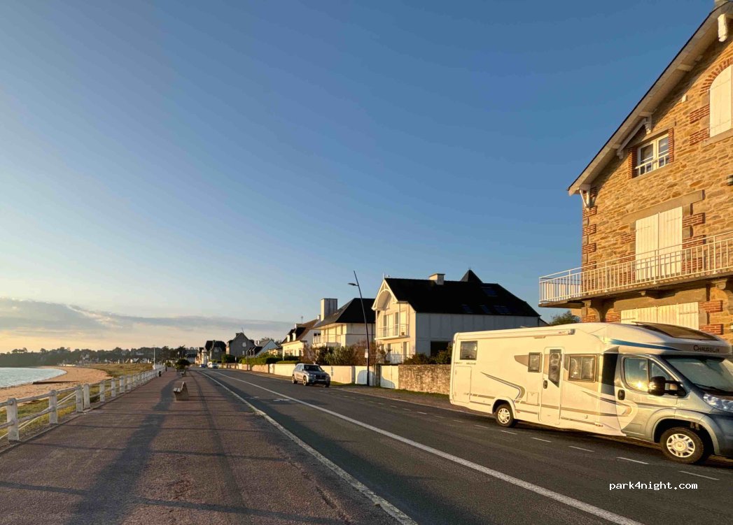 (22380) Saint-Cast-le-Guildo - 25 Boulevard de la Mer — foto
