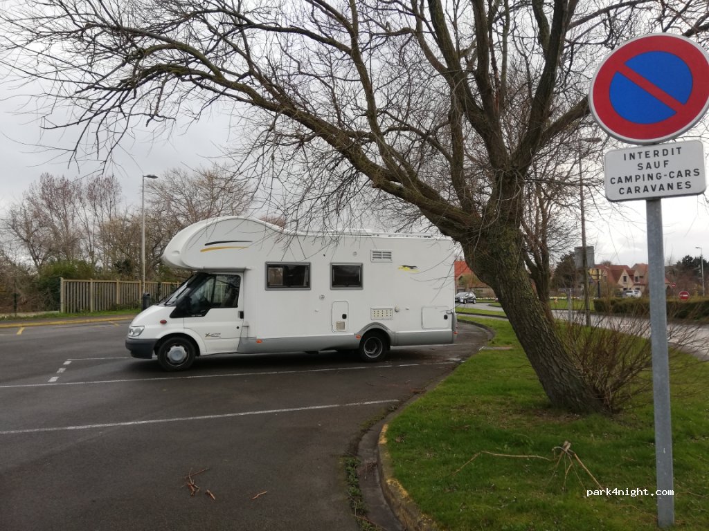 (59240) Dunkerque - 1146-1170 Boulevard de l'Europe — foto 4