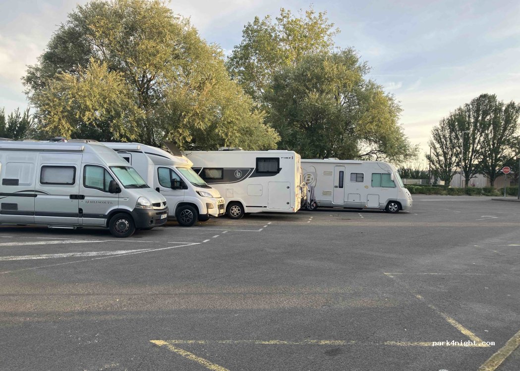 (59240) Dunkerque - 1146-1170 Boulevard de l'Europe — foto 5