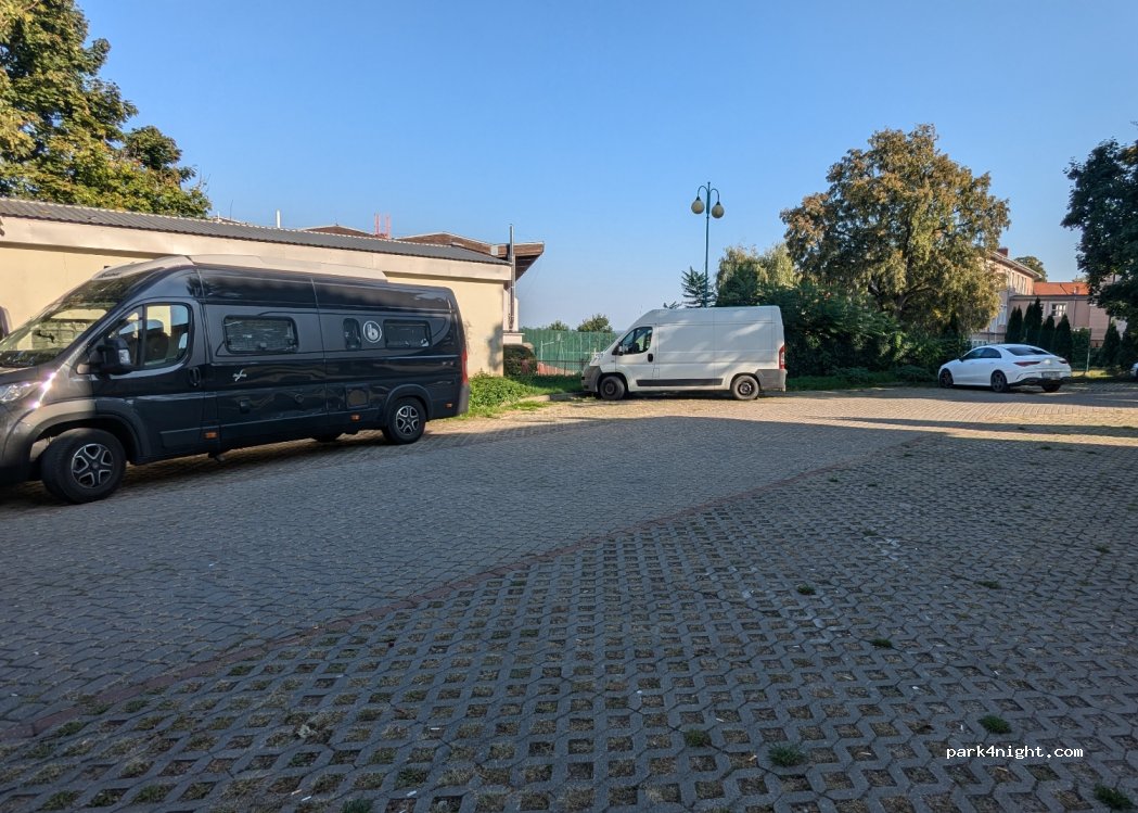 (27-600) Sandomierz - 10 Stefana Żeromskiego — foto