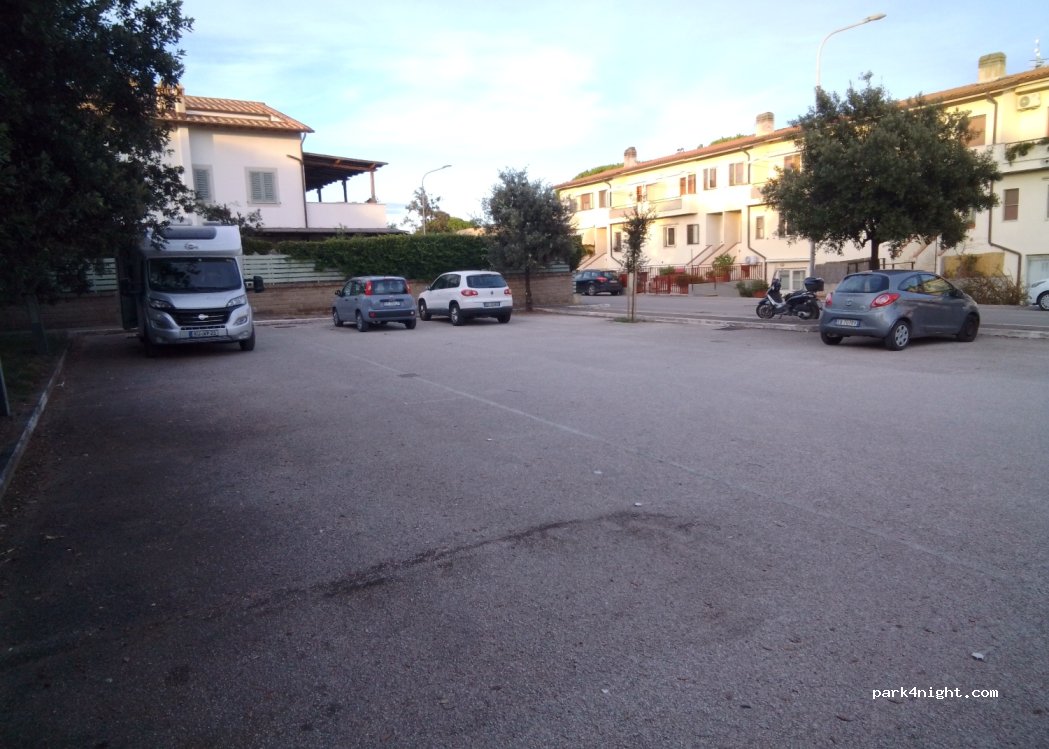 (58011) Capalbio Scalo - 131 Via Circonvallazione Enrico Berlinguer — foto 2