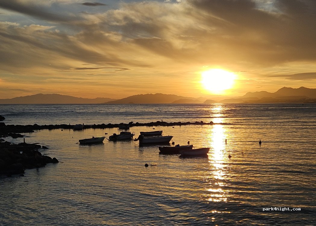 (30880) Águilas - 5 Barrio Colón — foto 4