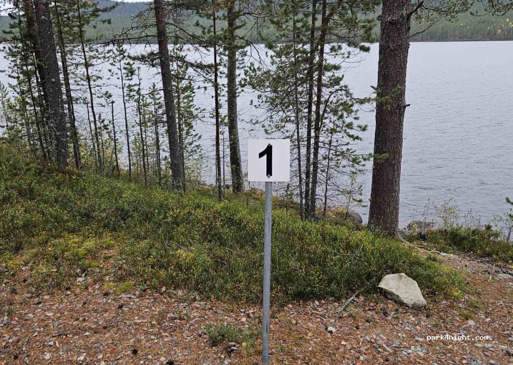 (797 92) Grundagen - Unnamed Road — foto