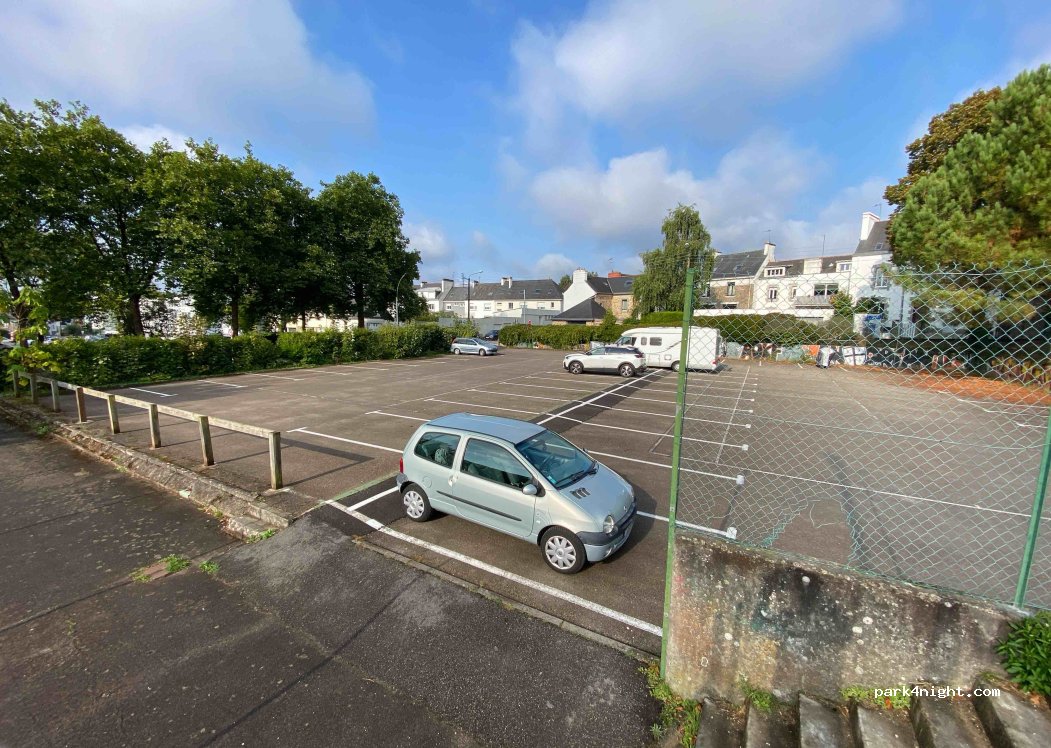 (56100) Lorient - 1 Rue Amiral Bouvet — foto