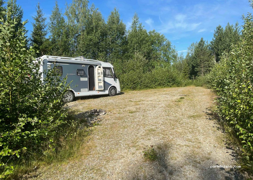 (833 93) Strömsund - Unnamed Road — foto