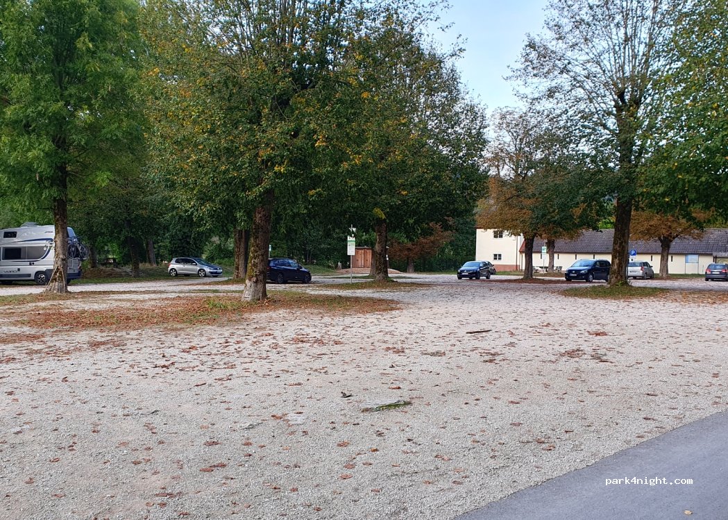 (91346) Wiesenttal - 4 Am Freibad — foto