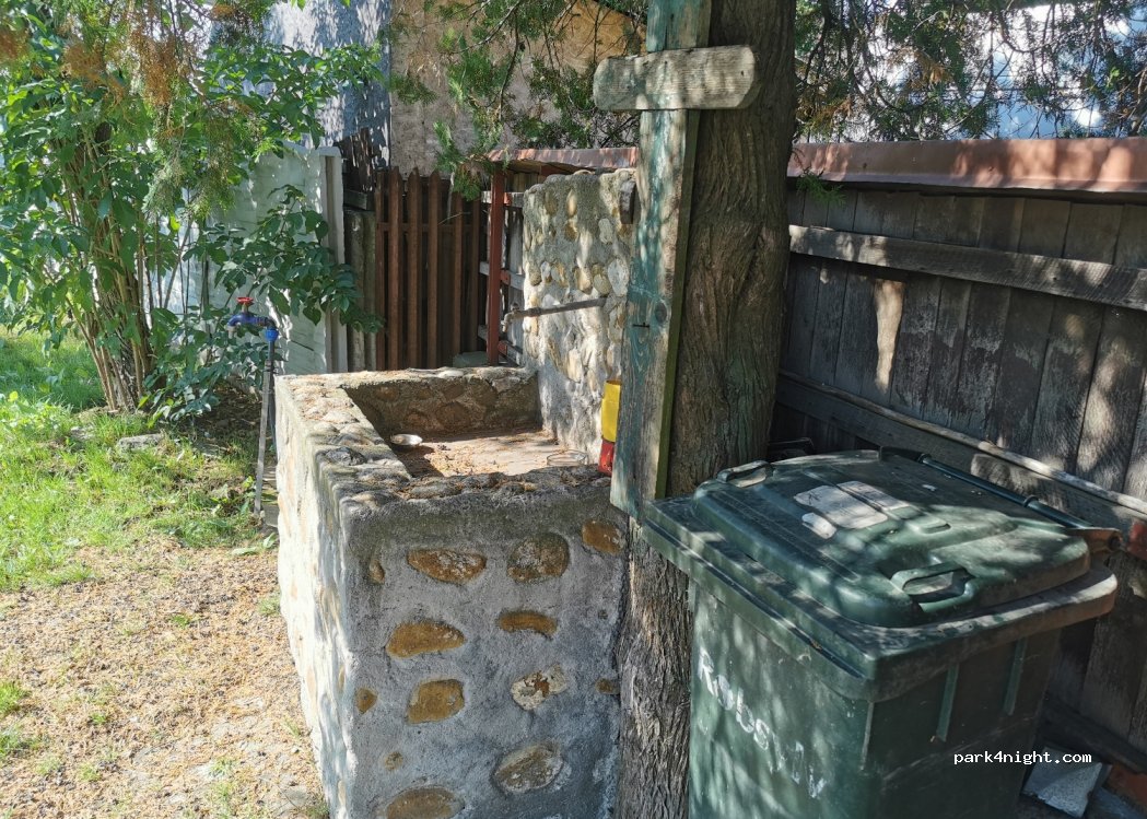 () Argineşti - DN6 — foto 4