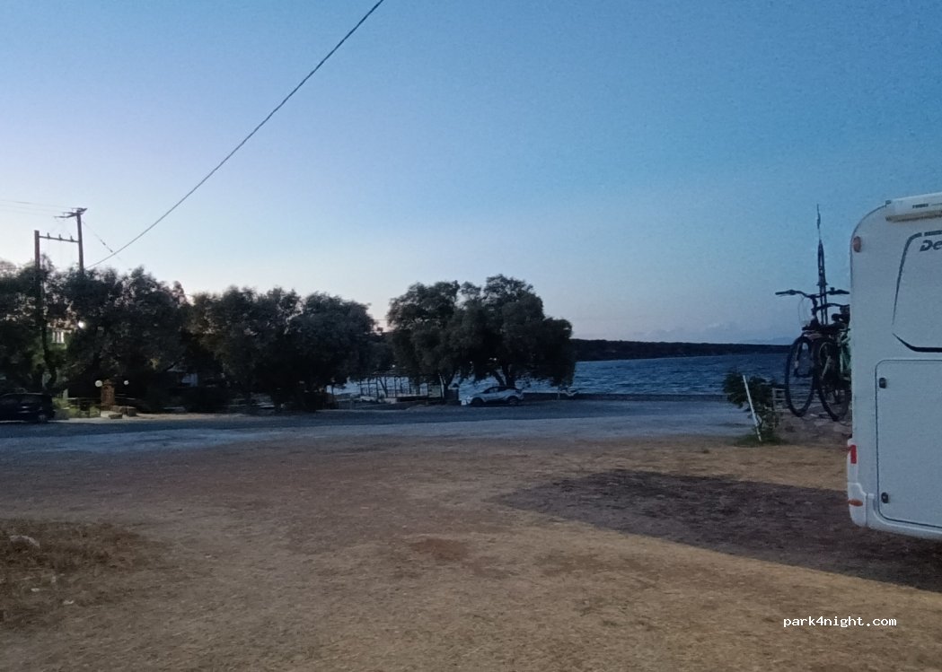 (811 00) Lesvos - Epar.Od. Thermis-Mithimnas — foto 3