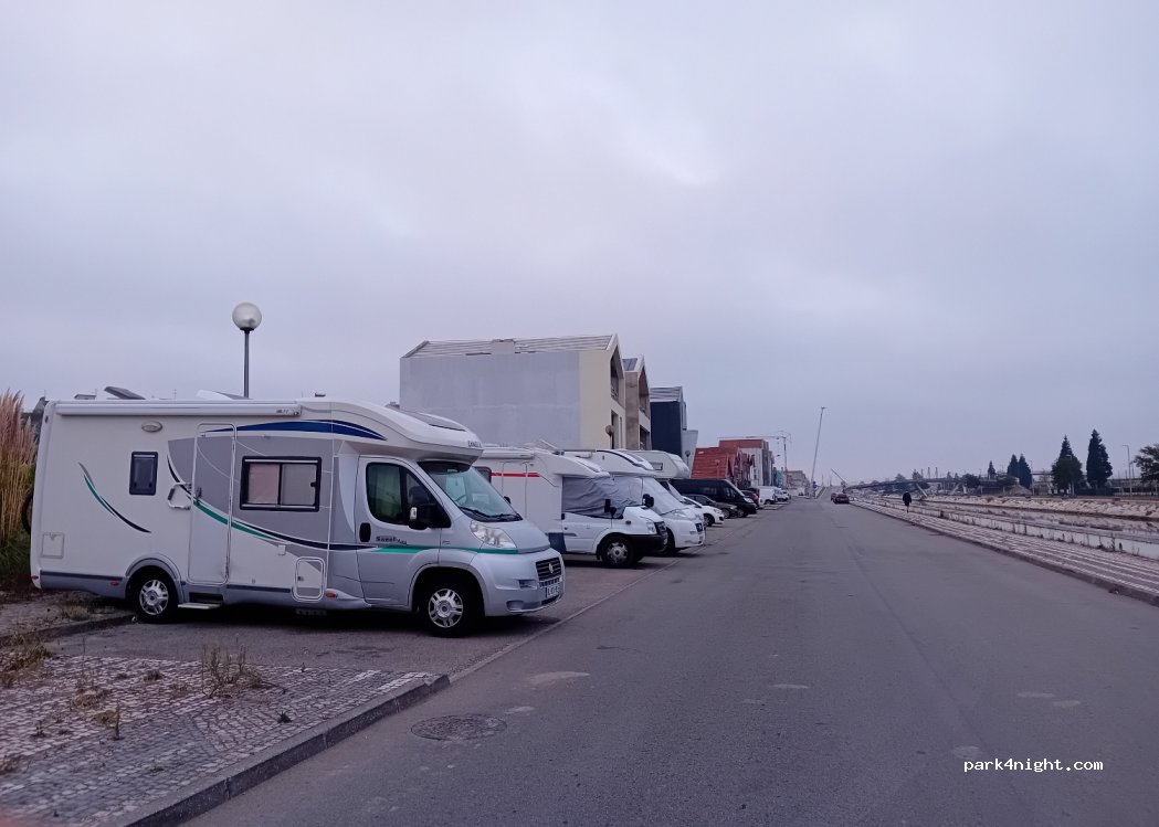 (3800) Aveiro - 87 Antigo Cais de São Roque — foto