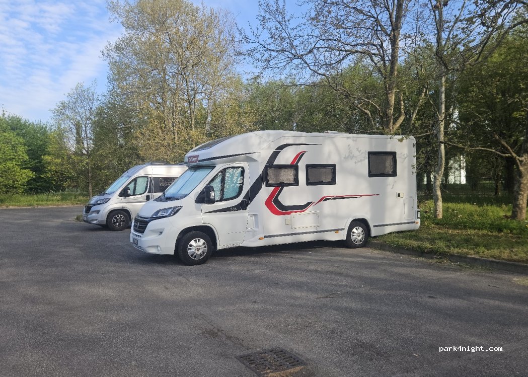 (24040) Stezzano - 2 Viale Europa — foto 5