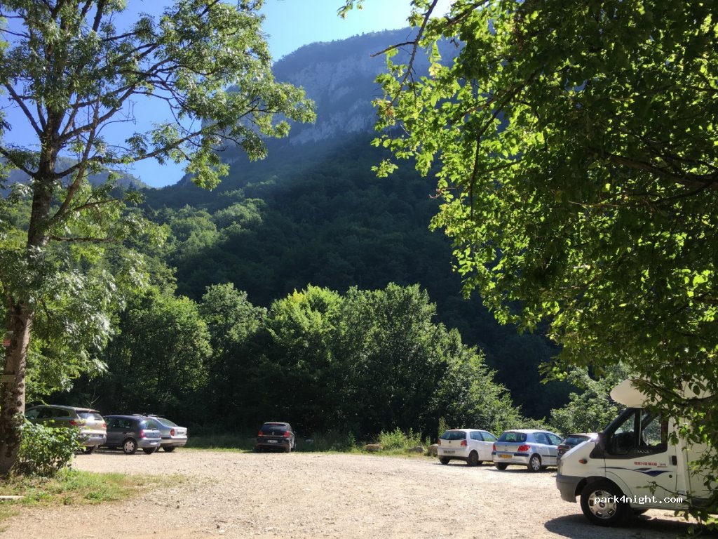(73230) Saint-Jean-d'Arvey - Route de Lovettaz — foto 2