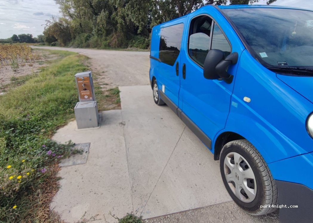 (04700) Oraison - Chemin des Buissonnades — foto
