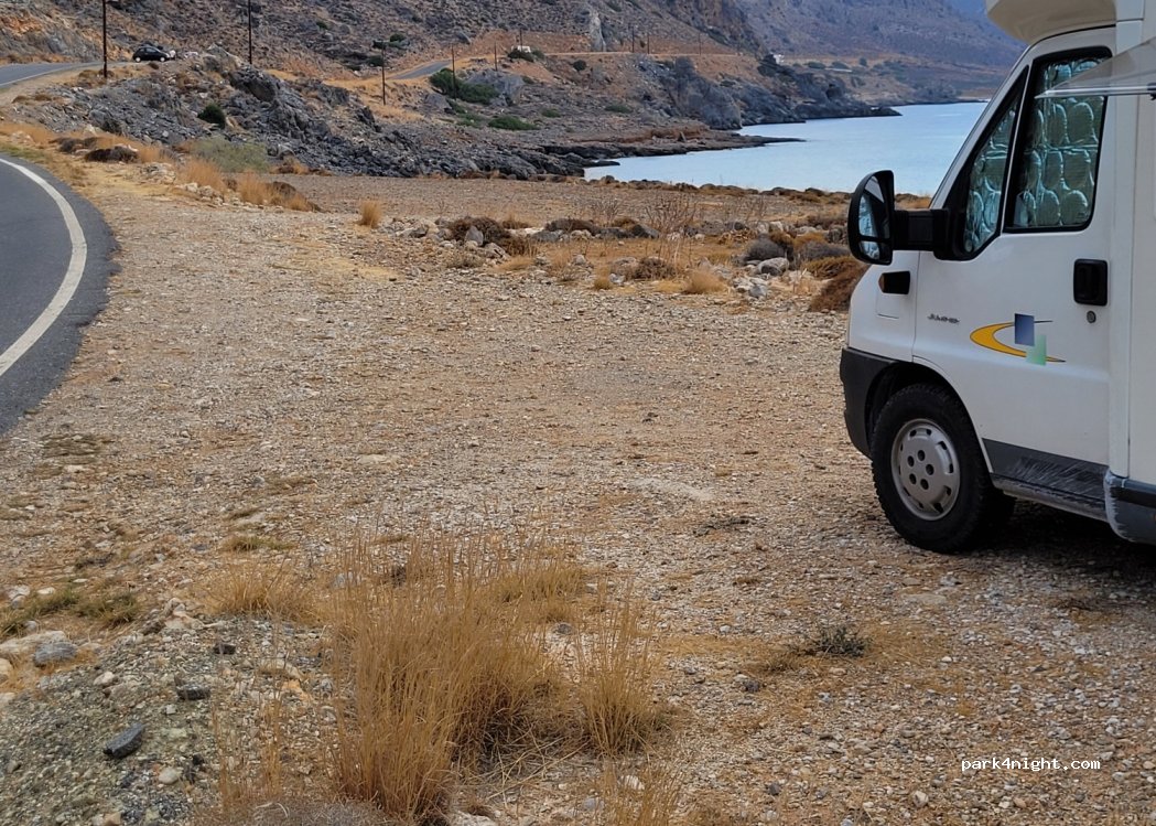 (720 59) Moni Kapsa - Unnamed Road — foto
