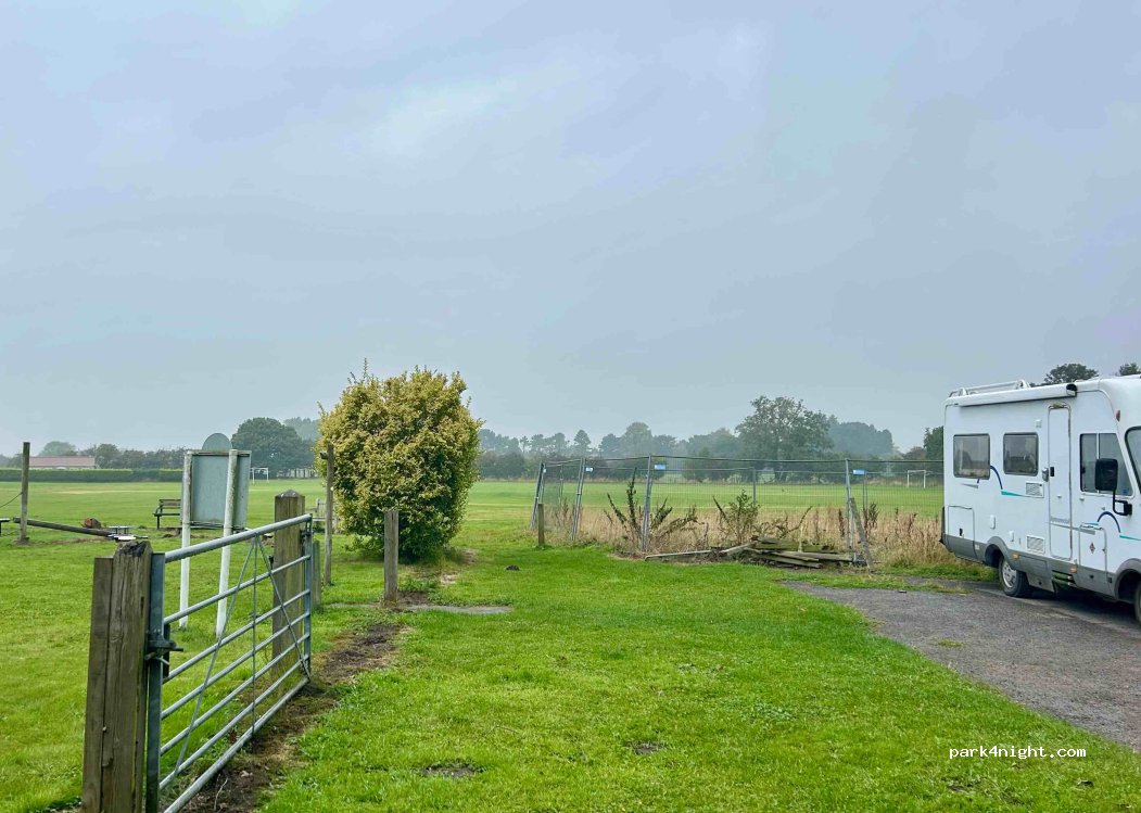 (YO61 1AJ) Huby - 7 Hayfields Close — foto