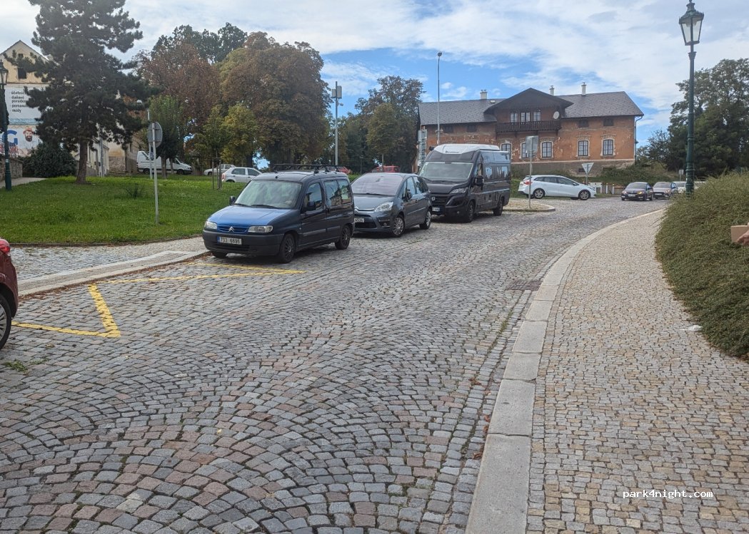 (284 01) Kutná Hora 1-Žižkov - Česká — foto