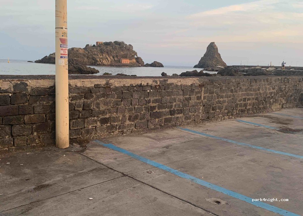 (95021) Aci Castello - 61 Via Marina — foto