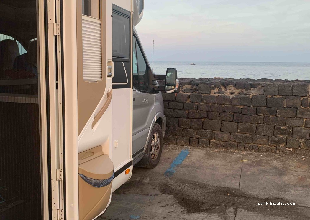 (95021) Aci Castello - 61 Via Marina — foto 2