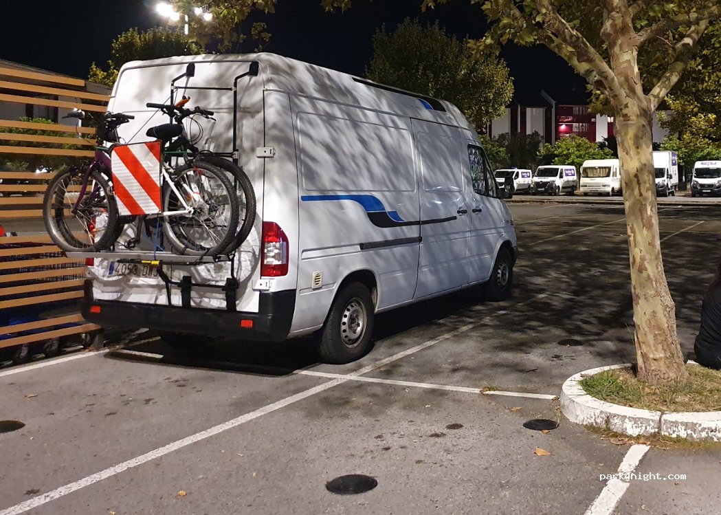 (64600) Anglet - 2 Avenue Jean Léon Laporte — foto