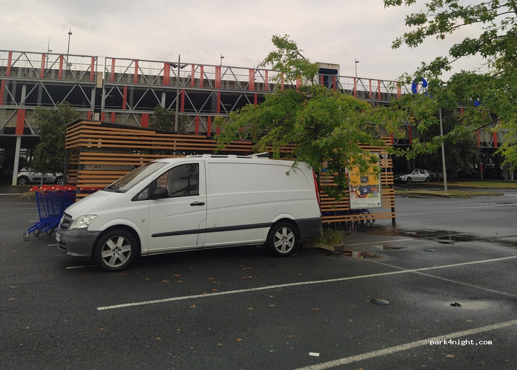 (64600) Anglet - 2 Avenue Jean Léon Laporte — foto 2