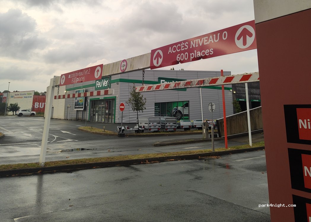 (64600) Anglet - 2 Avenue Jean Léon Laporte — foto 3