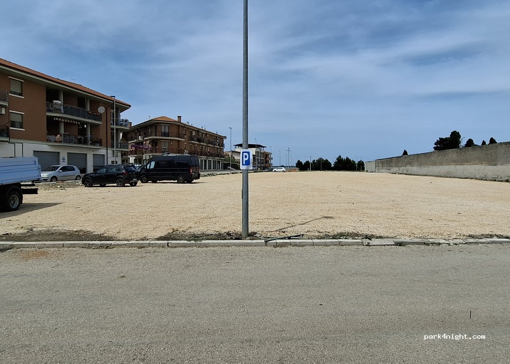 (71010) Lesina - 54 Via Manzoni — foto 2