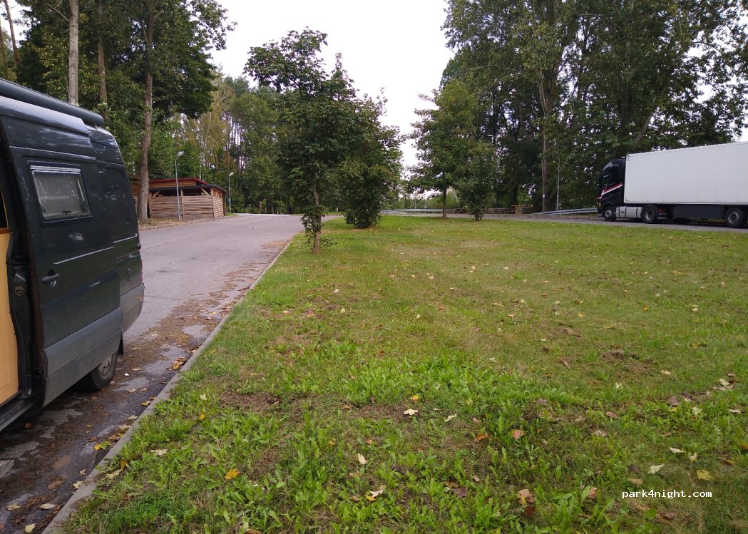 (77-304) Gwieździn - Unnamed Road — foto 2