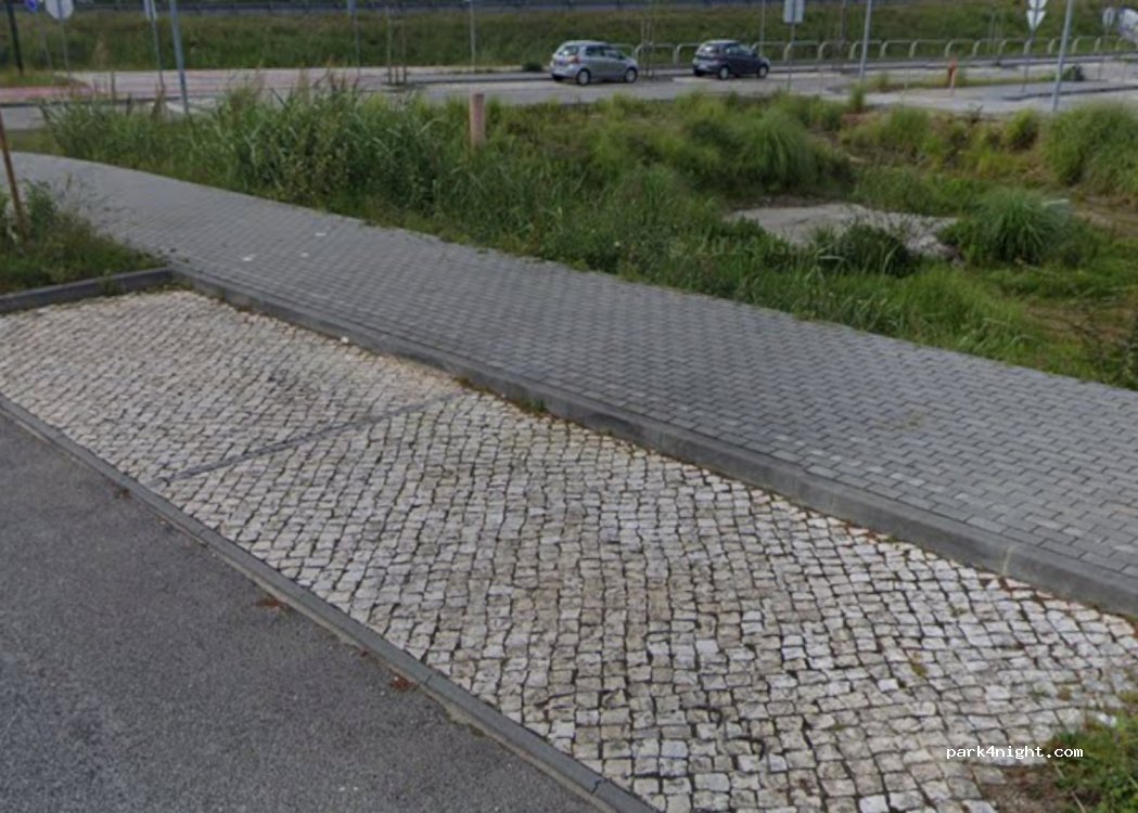 (2400) Leiria - Rua Manuel Ribeiro Oliveira — foto