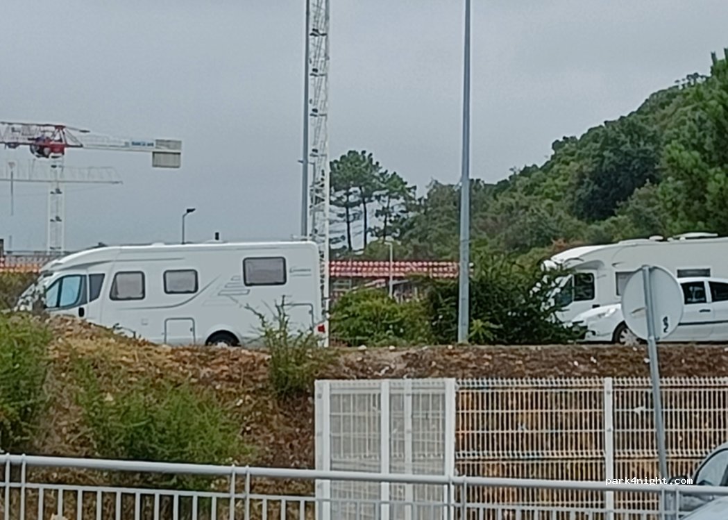 (2400) Leiria - Rua Manuel Ribeiro Oliveira — foto 2