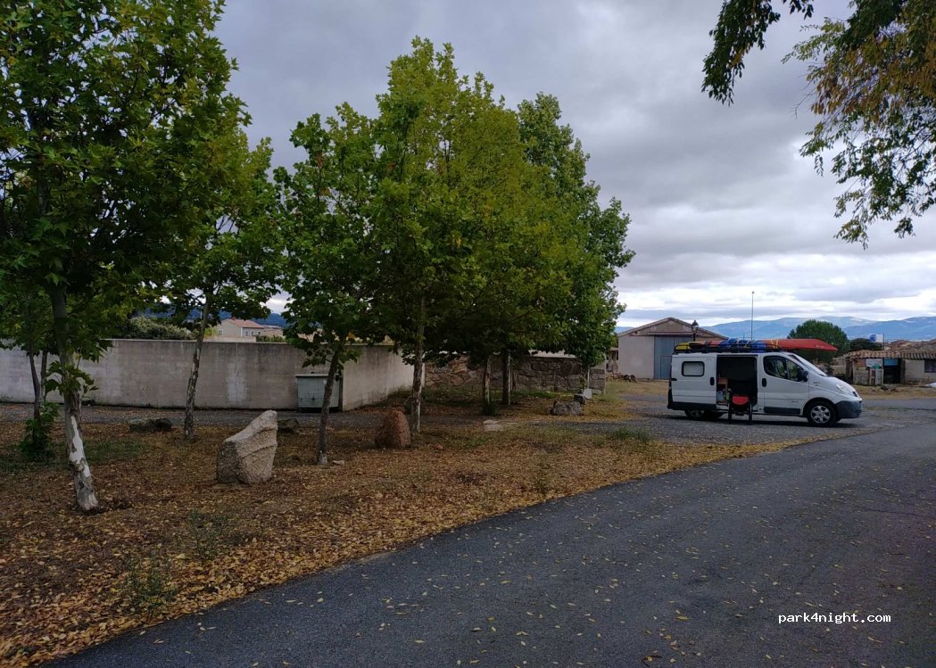 (05516) Villar de Corneja - 32 Calle Piedrahita — foto 2