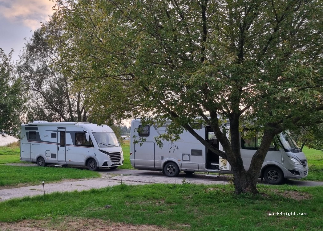 (072 36) Kaluža - 582 — foto
