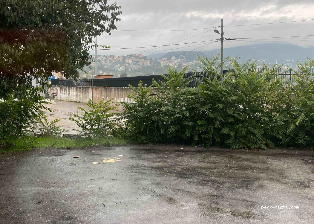 (06130) Grasse - 118 Route de Pégomas — foto 2