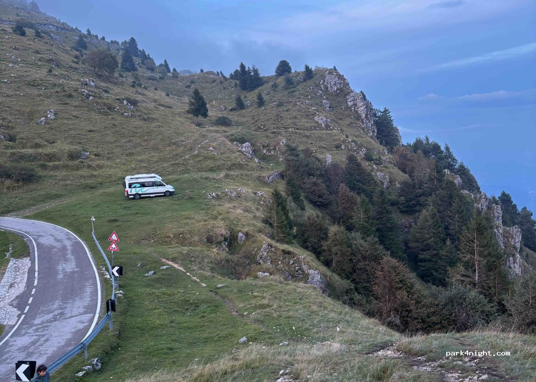 (31030) Borso del Grappa - — foto