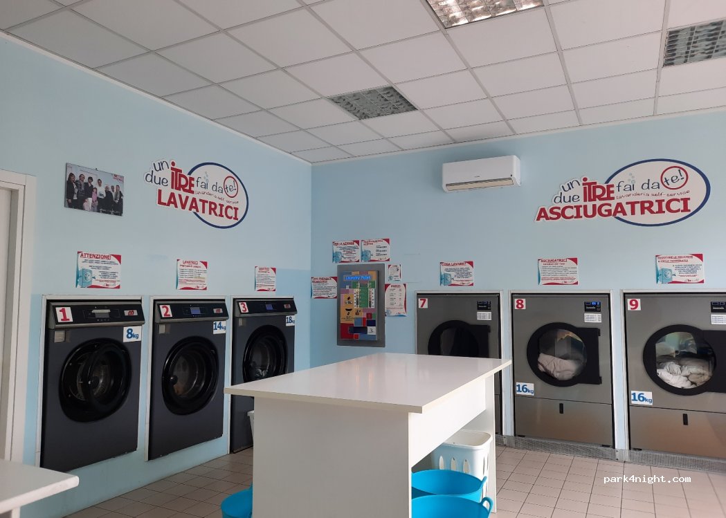 (60013) Corinaldo - 1 Via Enrico Mattei — foto 2