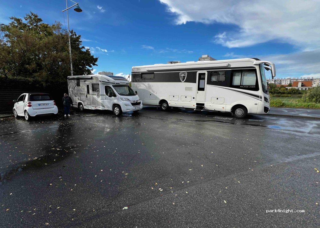 (37200) Tours - 1 Avenue Jean Portalis — foto 2