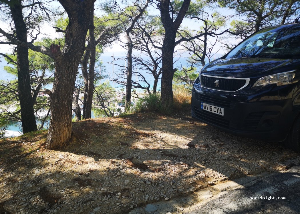(21320) Baška Voda - 81 Bratuš — foto
