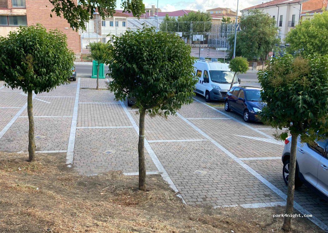 (37500) Ciudad Rodrigo - 3 Calle Puerta del Sol — foto